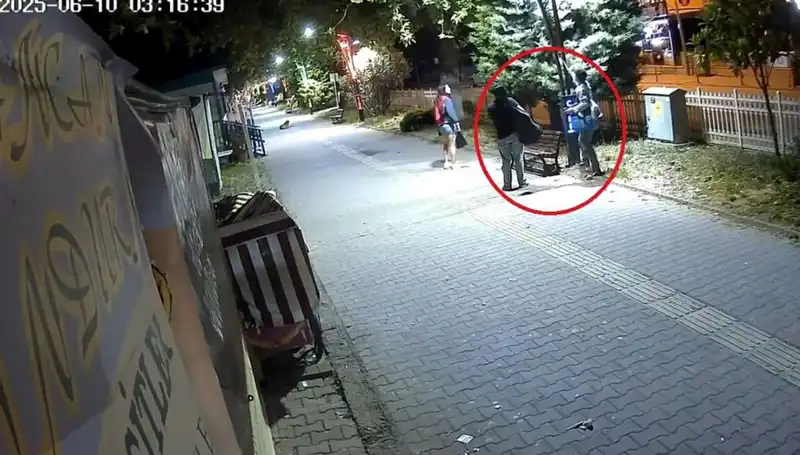 Aydınlatma Direklerindeki LED Işıkları Kaldırdı: Şehirde Büyük Zarar!