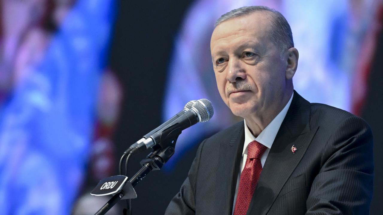 Cumhurbaşkanı Erdoğan: AK Parti ve Cumhur İttifakı Karşı Karşıya Ağır Bir Mesuliyetle