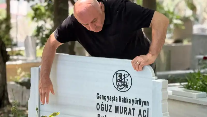 Aci Ailesinin Hüzünlü Babalar Günü: Kaybın Derin Yası