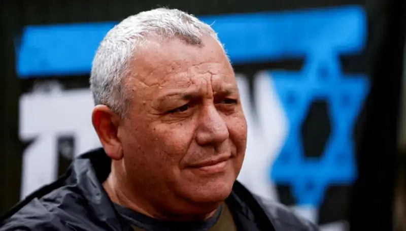 İsrail’de Siyasi Deprem: Gadi Eisenkot’un İstifası Ülkeyi Sarstı