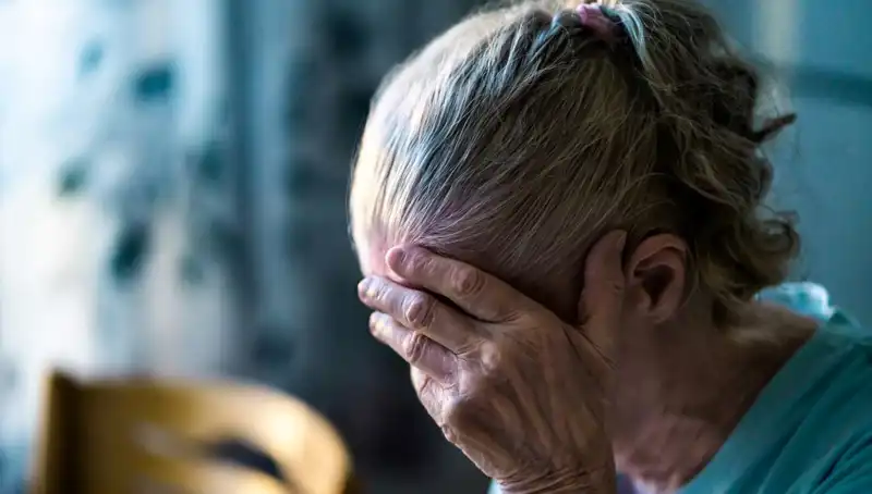 Alzheimer’a Neden Olan Günlük Alışkanlıklarımızı Öğrenin