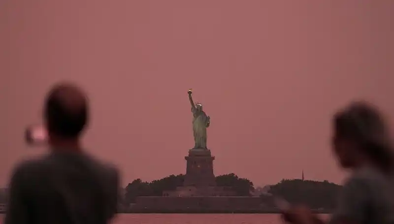 Kanada Yangınları: New York'u Saran Tehlikeli Dumanın Detayları