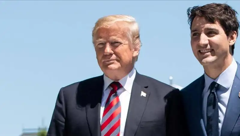 Trump'tan Kanada'ya Şok Tehdit: Yüzde 35 Ek Vergi Geliyor!