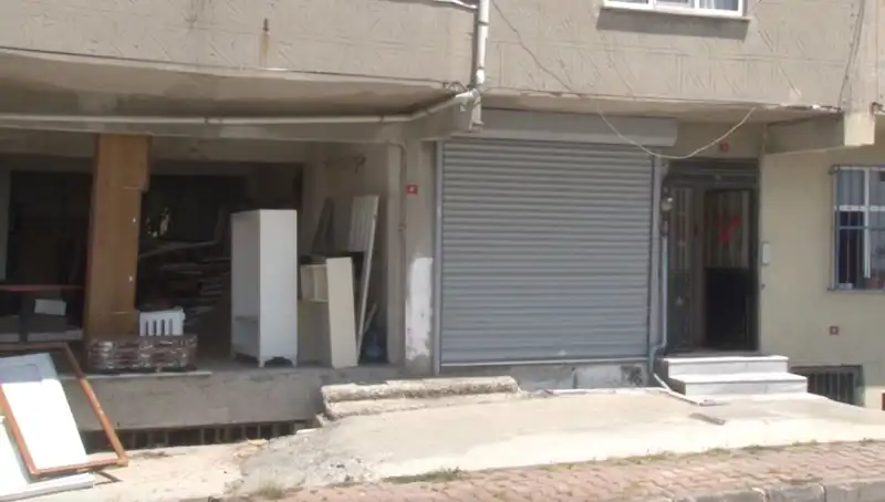 Kiracı İsyanı: Bina Sahibi Kargo ve Ayakkabıların Peşinde!