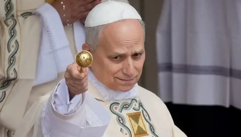 Dünyaca Ünlü İsimlerle Akrabalık Bağları: Yeni Papa Kimdir?