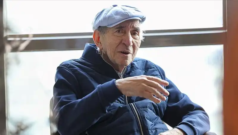 Eski CHP Genel Başkanı Altan Öymen Hayatını Kaybetti: Biyografisi ve Mirası