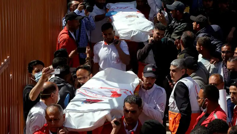 İsrail Katliamının Perde Arkası: Acı Gerçekler ve Hayat Kurtaranların Dramı