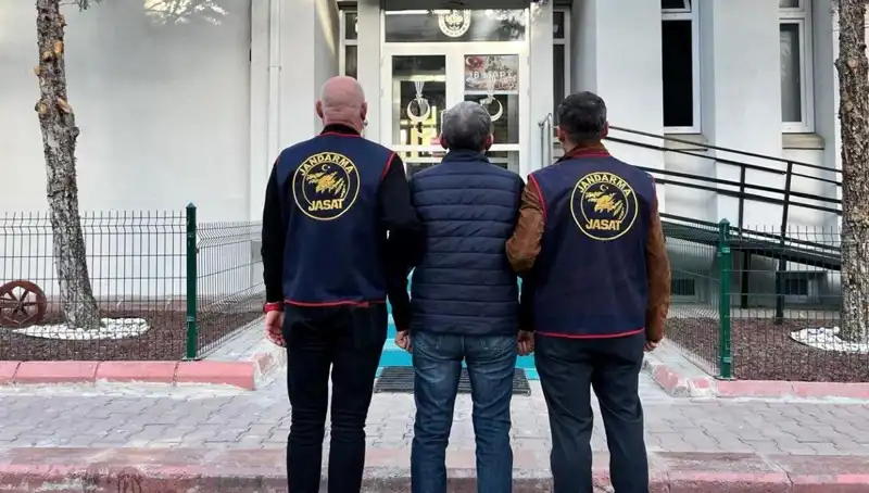 MİT TIR'larının Olayında Emniyet Müdürü Olan FETÖ'cü, Firari Halde Yakalandı