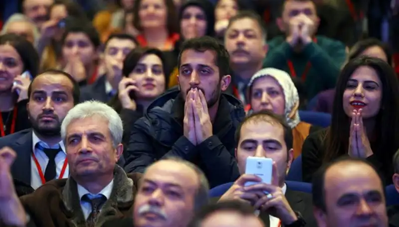 2025 Yılı İçin 15 Bin Sözleşmeli Öğretmen Alımı ve Sınav Tarihleri Belli Oldu