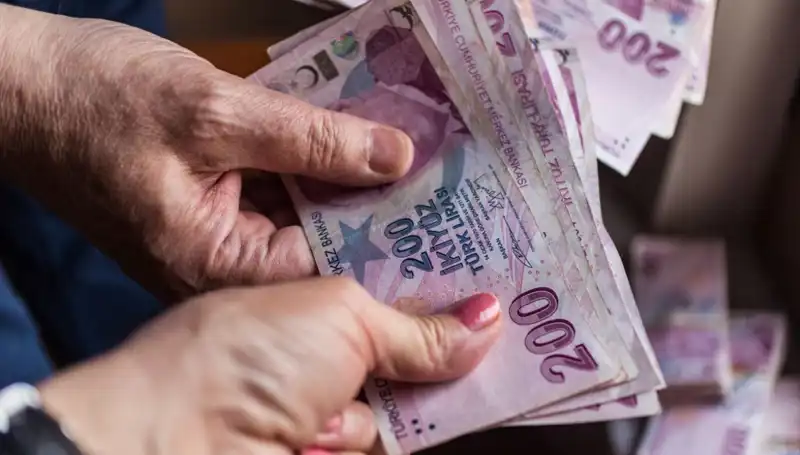 Temmuz 2025'te Memur ve Emekli Maaşları İçin Beklentiler Şaşırtıyor!