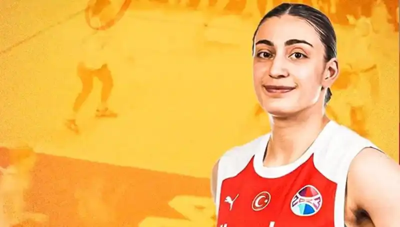 Galatasaray'dan Üç Yıldız İçin Sözleşme Yenileme Hamlesi