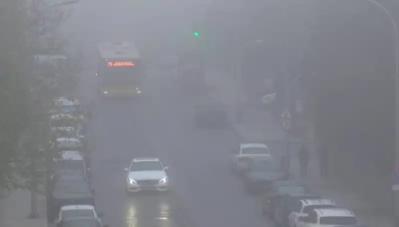 İstanbul'da Görüş Mesafesini Azaltan Şiddetli Sis Etkili Oldu