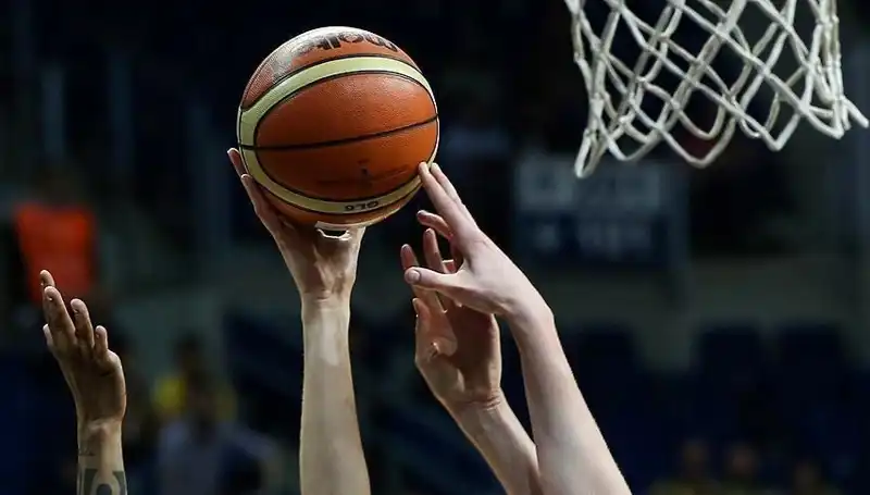 Kadın Basketbolunda Fenerbahçe-Beşiktaş Yarı Final Serisi: Heyecan Dorukta!