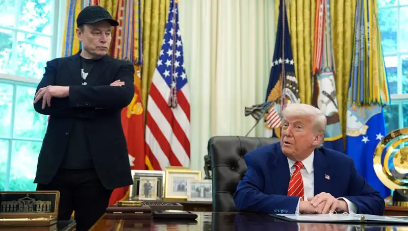 Trump'ı Endişelendiren Anket: Cumhuriyetçi Seçmenler Musk'a Yöneliyor