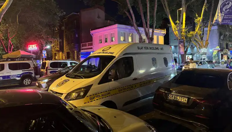 İstanbul Boğazı'nda Gizemli Bir Ceset Bulundu: Detaylar Hemen Açıklanıyor!