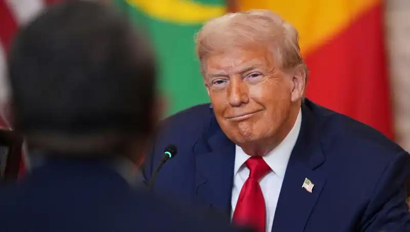 En Yoksul Ülkeler Trump'a Bağlı Lobi Gruplarına Milyonlarca Dolar Akıtıyor
