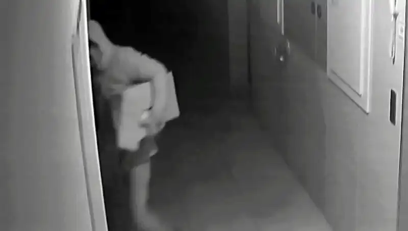 Misafir Gibi Gelen Hırsızlar, Asansör Güç Kaynağını Çaldılar