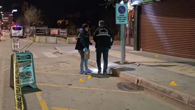 Pideci Dükkanında Kargaşa: Bir Kişi Hayatını Kaybetti, Üç Yaralı
