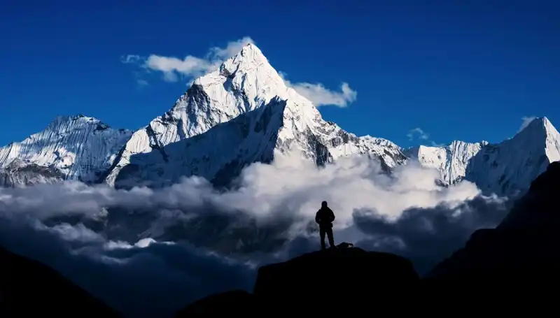 Everest Dağı'nda Devrim Niteliğinde Tırmanış Deneyimi: Gelecek Artık Burada!