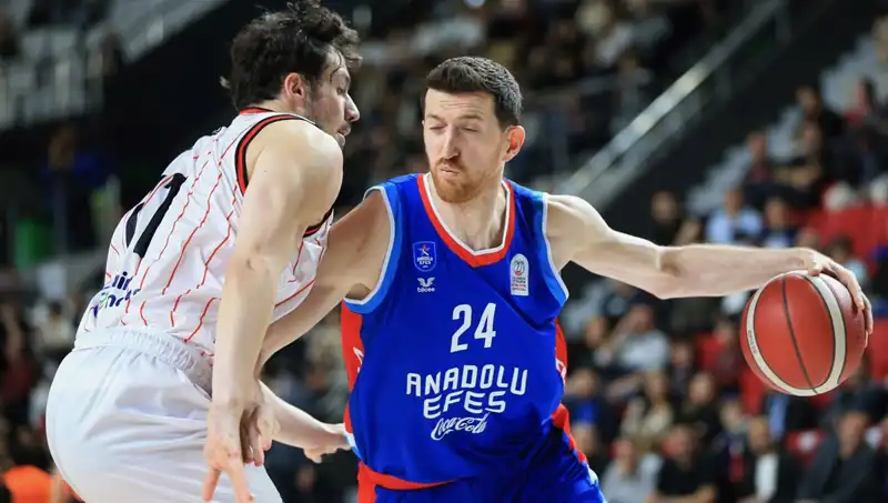 Anadolu Efes Euroleague'de Final Hedefi İçin Kritik Maça Hazırlanıyor