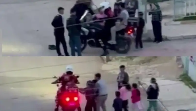 Polis Memuru, Çocukları Mutlu Etmek İçin Motora Bindirdi