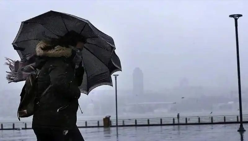 Meteoroloji'den Ülke Genelinde Fırtına ve Toz Taşınımı Uyarısı Geldi!
