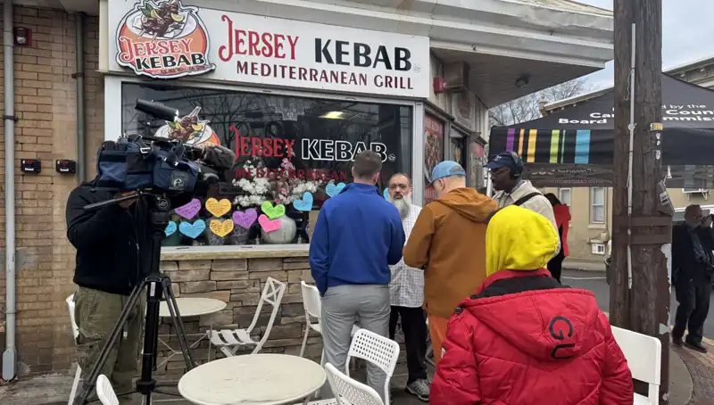 Türk Aile, Yeşil Kart Beklerken Hüsrana Uğradı: Trumpzede Oldular!