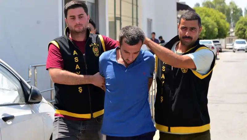Para Vermeyen Annesini Tahta Sopayla Döverek Katletti, Olay Şok Yarattı