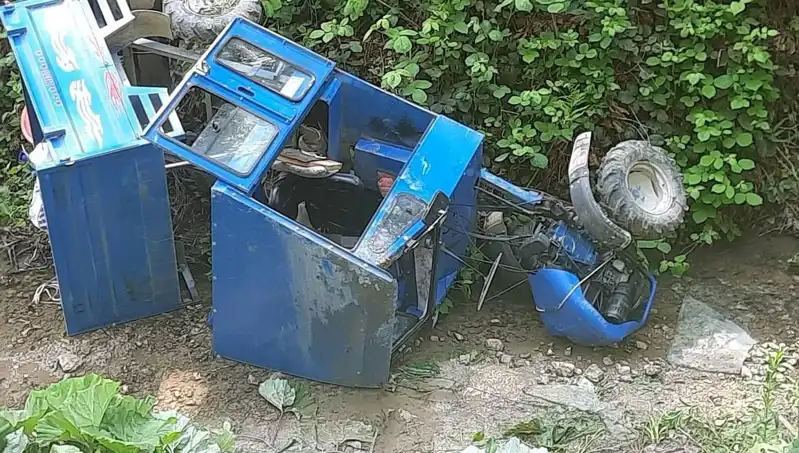 Kontrolden Çıkan Pat Pat Dereye Devrildi: Hayatı Tehdit Eden Kaza