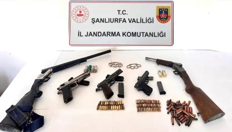 Şanlıurfa’da Ruhsatsız Silah Operasyonunda 5 Kişi Tutuklandı!
