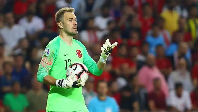 Mert Günok Futbola Veda Tarihini Açıkladı: Hayranları Şaşkın