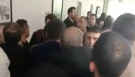 Karamürsel Belediyesi'nde İhale Kavgası: Tartışmalar ve Gerilim Tırmanıyor